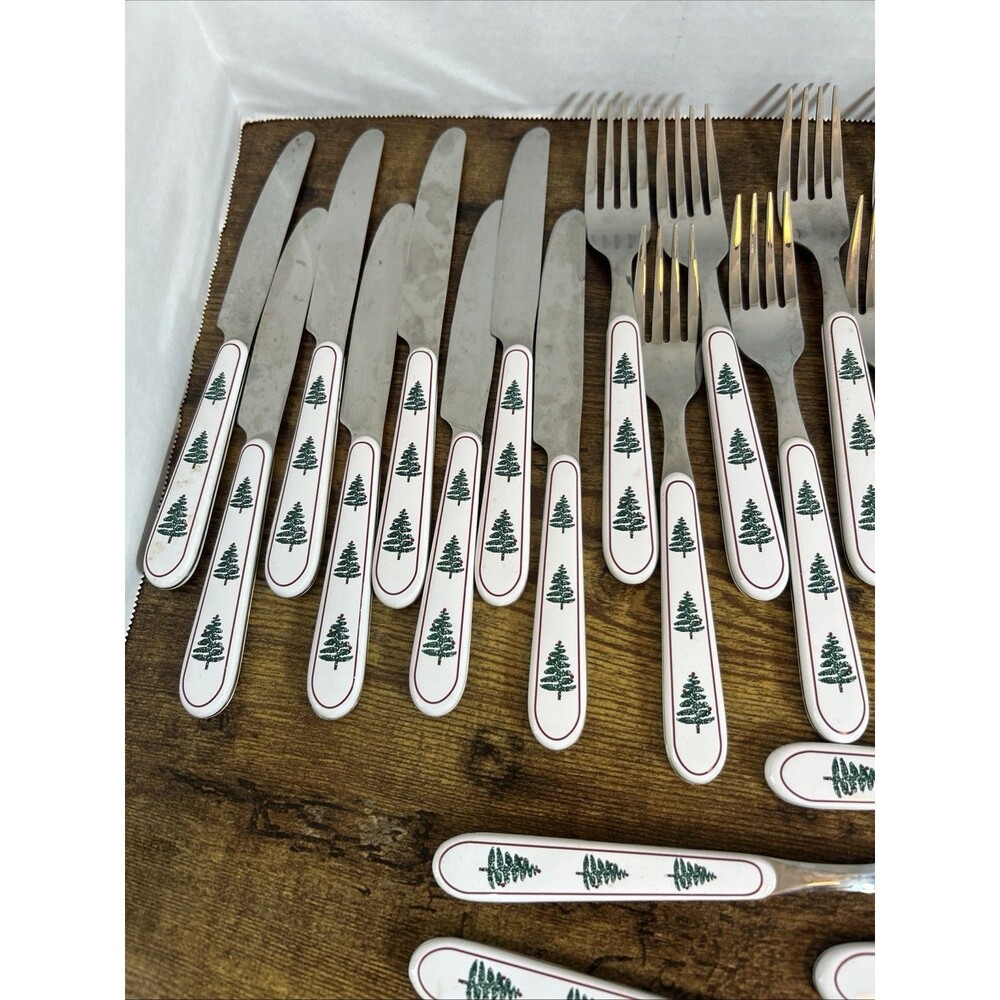 Oneida Furio Christmas Tree Flatware Set 40 Pc Service for 8 Vintage 1980 Used - Picture 3 of 11